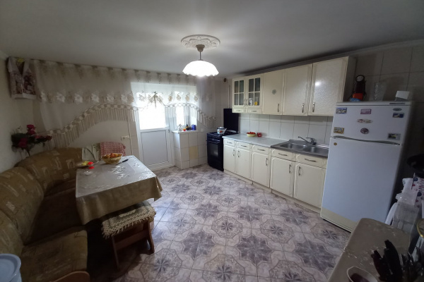 Chișinău mun., Chișinău, Aeroport, 3 Rooms Rooms,Case,For Sale,4,1033
