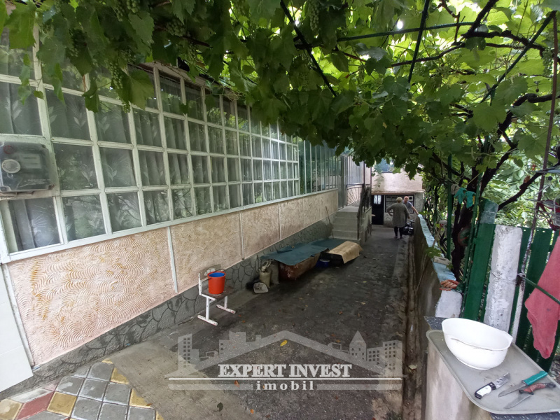 Criuleni, ,Case,For Sale,Ratus,1210