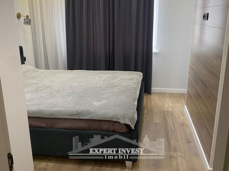 Apartmente,For Sale,Renașterii Naționale,1230