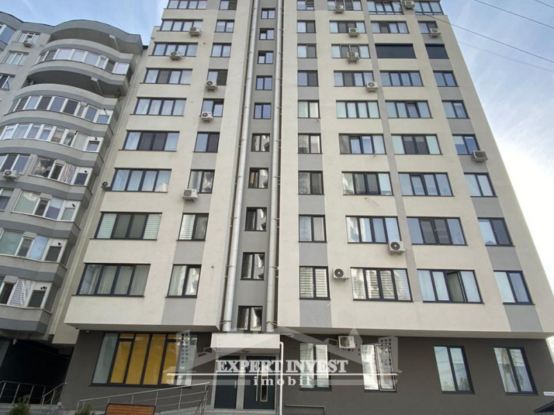 Apartmente,For Sale,Renașterii Naționale,1230