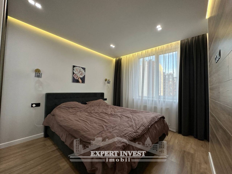 Apartmente,For Sale,Renașterii Naționale,1230