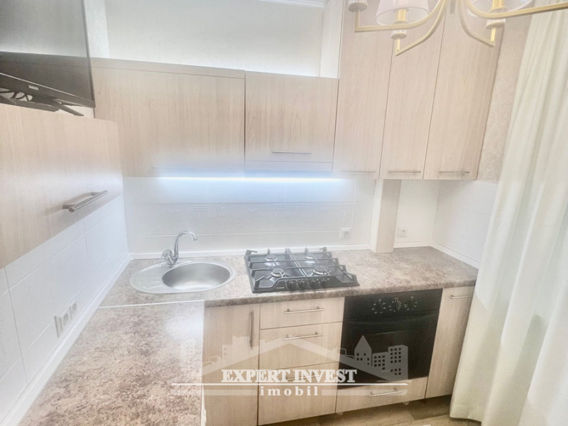 Chișinău mun., ,Apartmente,For Sale,Bd. Traian,1259