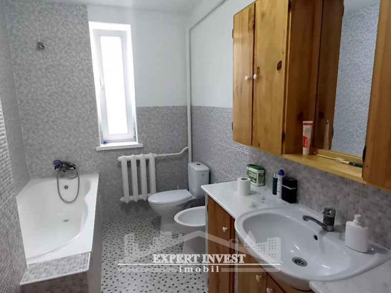 Ialoveni, ,Case,For Sale,Suruceni,1302